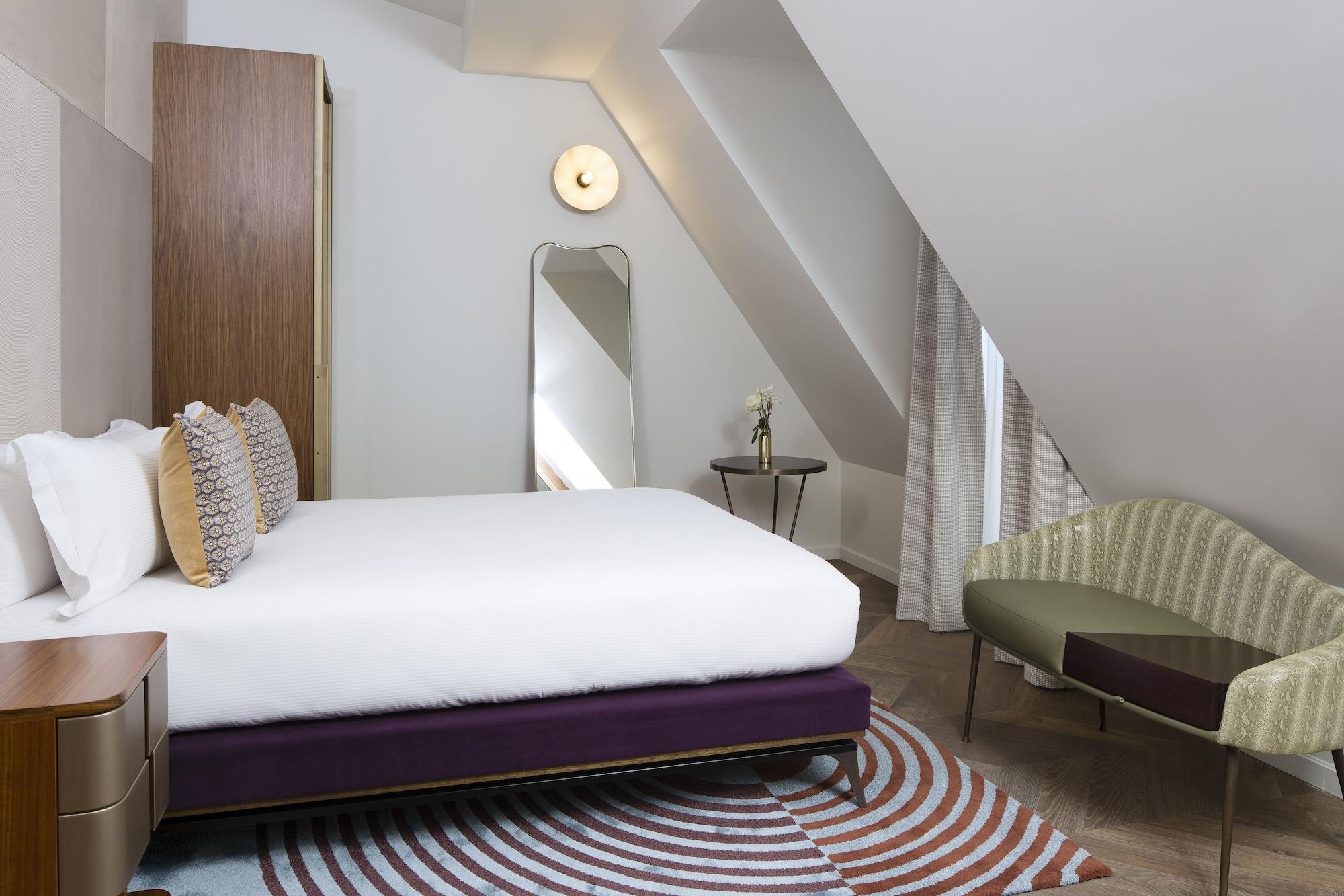 Maison Bréguet Parigi Esterno foto A bedroom at the Hotel 57